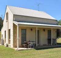 Madigan Wine Country Cottages - C Tourism