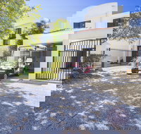 Casablanca at Hope Island Resort - C Tourism