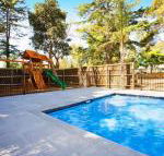 Beach House Apartments - C Tourism