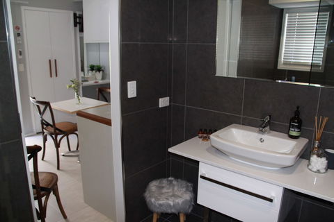 Paperbark Bed & Breakfast - C Tourism 5