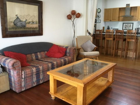 A Homestead On Market - C Tourism 1