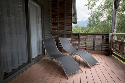 Feathertop Winery - C Tourism 2