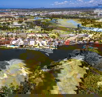 Tranquillity on the Lake - C Tourism