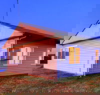 Arthur River Spa Cottage - C Tourism