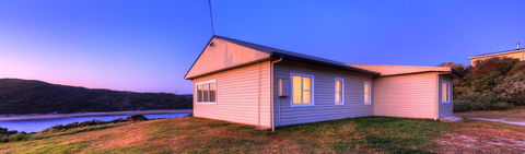 Arthur River Spa Cottage - C Tourism 0