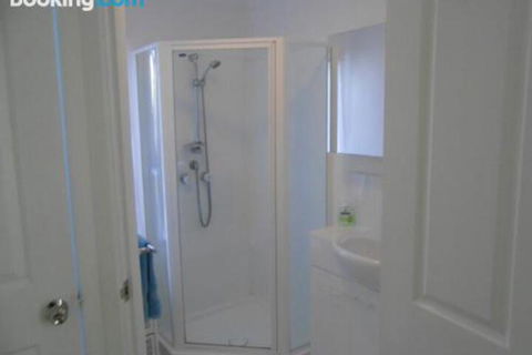 Bruny Ocean Cottage - C Tourism 3