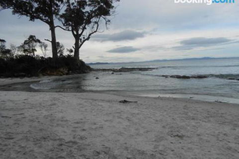 Bruny Ocean Cottage - C Tourism 4