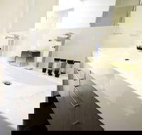 Phillip Island Towers - C Tourism