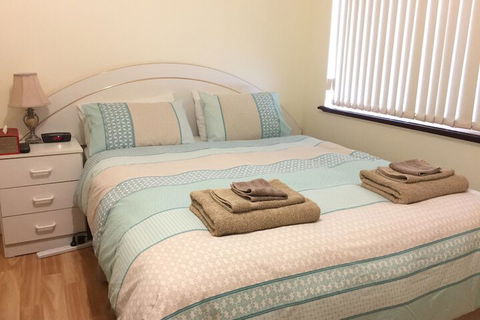 The Royal Dolphin B&B In Safety Bay - C Tourism 3