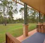 Merewether Homestead with Pool  Family friendly - C Tourism