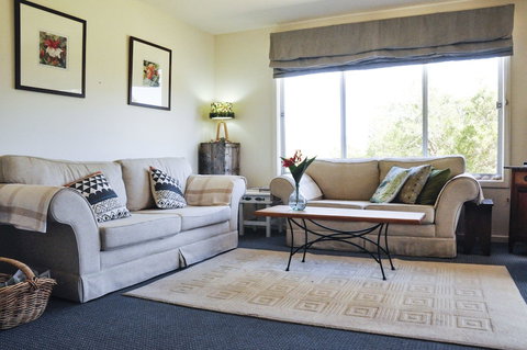 FALMOUTH Seadrift Cottage - C Tourism 0