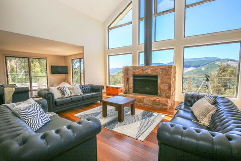 Kangaroo Lodge - C Tourism 1