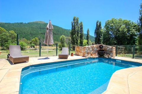Mill Cottage - C Tourism 2