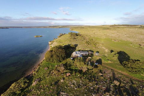 Ratcliff Cottage - C Tourism 2