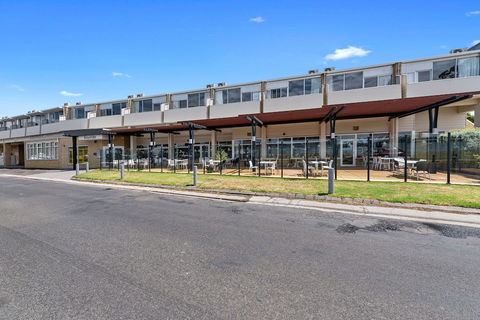 Bayside Hotel - C Tourism 3