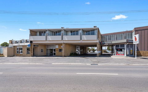 Bayside Hotel - C Tourism 5