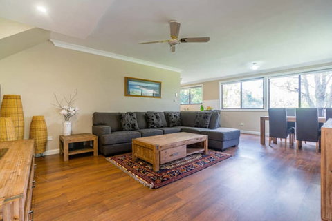 Kookaburra Retreat - C Tourism 2