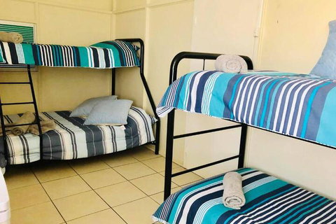 Accommodation At Isa - C Tourism 6