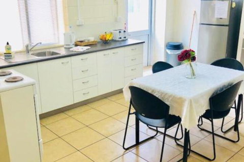 Accommodation At Isa - C Tourism 5