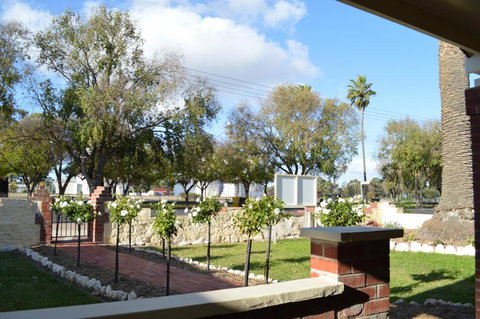 Two Cow Cottage Bed & Breakfast - C Tourism 1