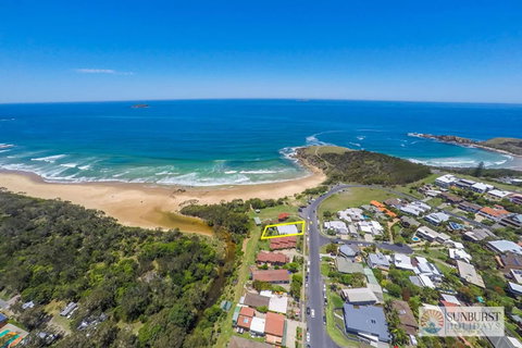 Pandanus On Emerald - C Tourism 1
