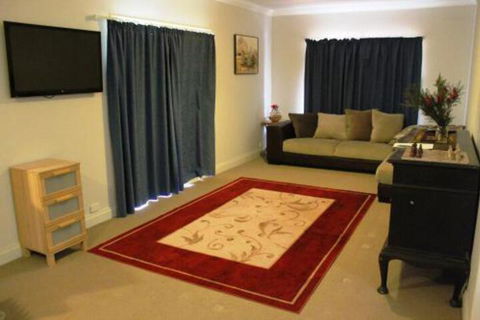 Lake Tyrrell Accommodation - C Tourism 3