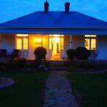 Windsor Cottage - C Tourism 0