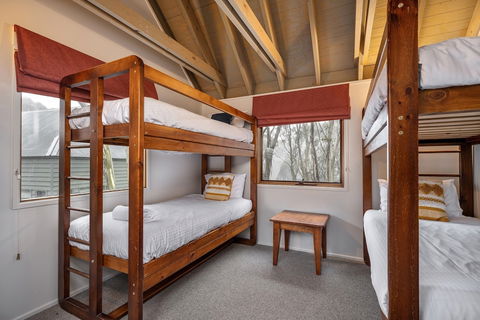 Absinthe - C Tourism 1