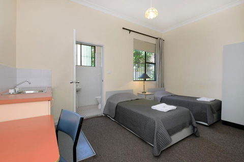 Parade Lodge - C Tourism 2