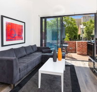 Class Style and Location in Carlton - C Tourism