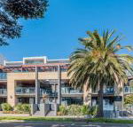 Cscape 3brm Apartment with a View - C Tourism