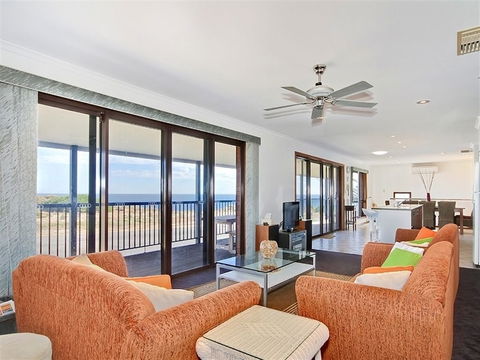 Beach House At Moana - C Tourism 5