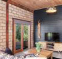 Falls River Luxury Accommodation - C Tourism