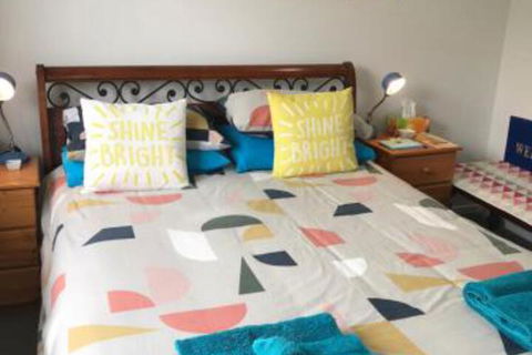 M & Ts Waterfront Bed & Breakfast - C Tourism 7