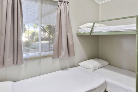 Dunbogan Caravan Park - C Tourism 1