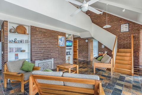 Bay Retreat Port Arthur - C Tourism 1