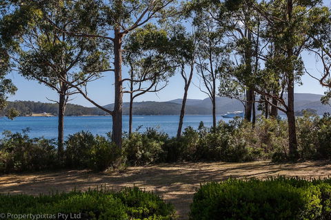 Bay Retreat Port Arthur - C Tourism 6