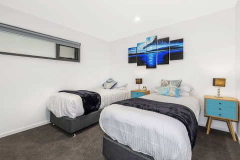 Astra Apartments Newcastle West - C Tourism 3