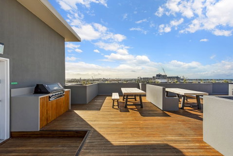 Astra Apartments Newcastle West - C Tourism 6
