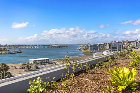 Astra Apartments Newcastle West - C Tourism 5