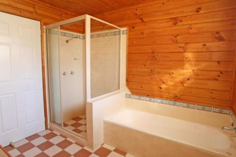 South Sussexs Blue Cottage - C Tourism 6