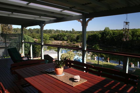 The Oasis On Jacobs Drive - C Tourism 5
