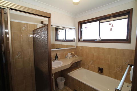 The Oasis On Jacobs Drive - C Tourism 6
