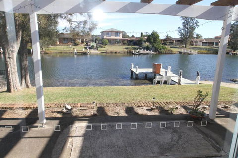 Waterfront On Sandpiper - C Tourism 7