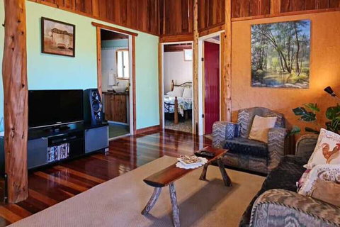 Shady Creek Eco Cabin - C Tourism 4