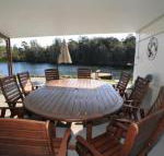 Lagoon Riverside Retreat - C Tourism