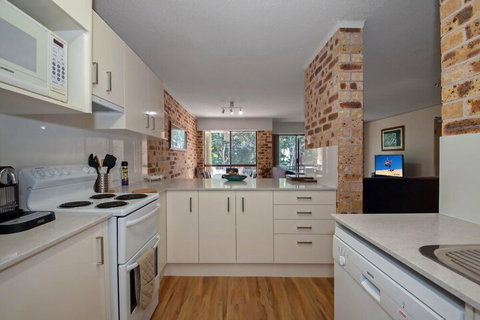 Bay Parklands Unit 44 / 2 Gowrie Avenue - C Tourism 1