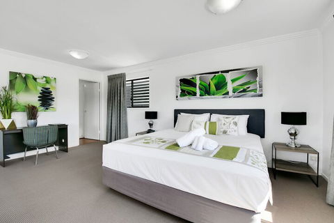 Kangaroo Point Central - C Tourism 5