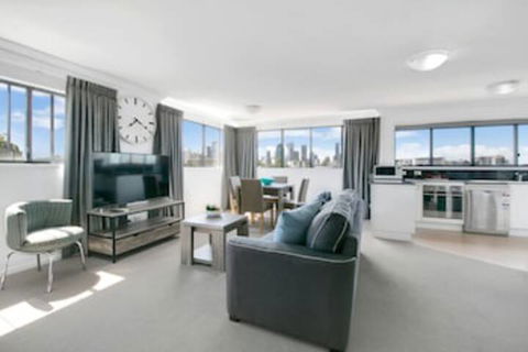 Kangaroo Point Central - C Tourism 0