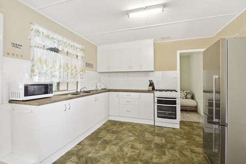 Diamond Waters Caravan Park - C Tourism 6